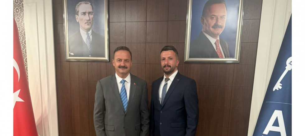 Karamürsel İlçe Başkanı Aziz Şahin: “Anahtar Parti’nin Sancağını Daha Yukarı Taşımak İçin Çalışıyoruz” - GÜNDEM - İnternetin Ajansı