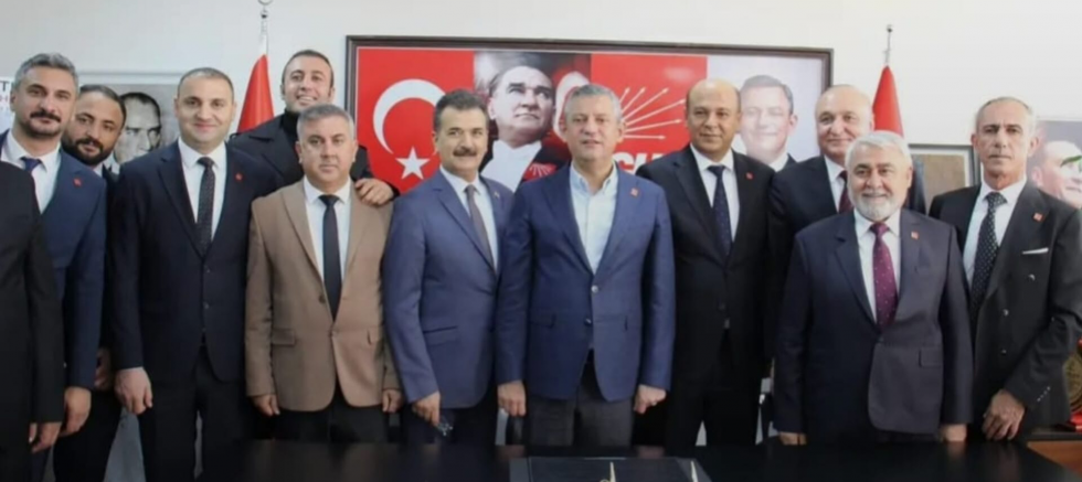 Seydi Ahmet Keleş’ten Genel Başkan Özel’e Coşkulu Karşılama - GÜNDEM - İnternetin Ajansı